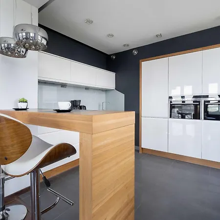 With A River View Near The Old Town By Renters Prestige *