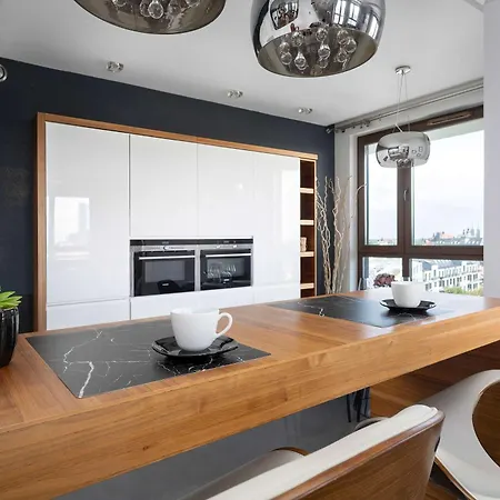 With A River View Near The Old Town By Renters Prestige 아파트 브로츠와프